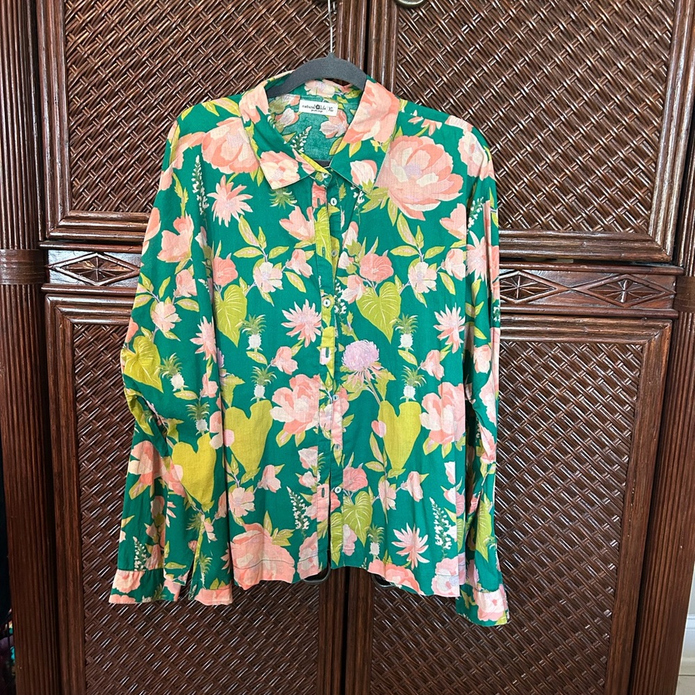 Natural Life Floral Blouse size XL.